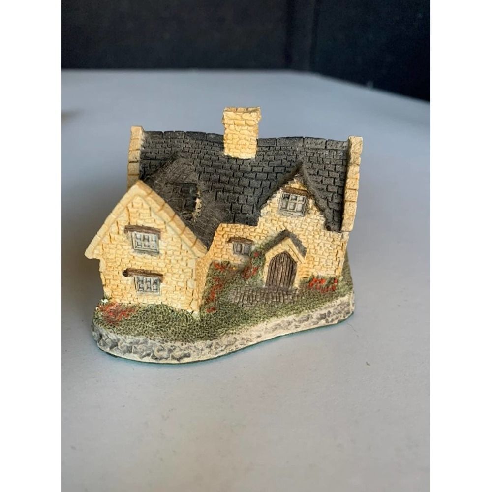 David Winter Cottage